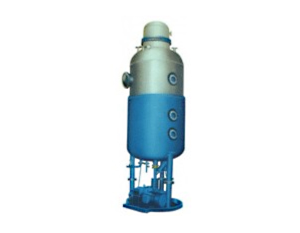 <b>整個(gè)設備可分為加熱蒸發(fā)室、加熱夾套、汽液分離器、攪拌器等四部分。我廠(chǎng)在夾套加熱的基礎上經(jīng)多方面研究,設計了內加熱、內循環(huán)加熱,蒸發(fā)結晶鍋、用戶(hù)使用后反映其蒸發(fā)效果比</b>